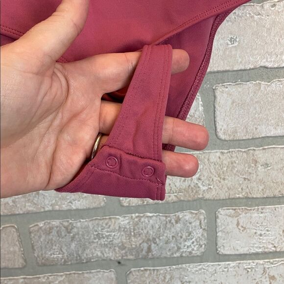 Babaton Dusty Rose Strapless bodysuit size small - Picture 4 of 7